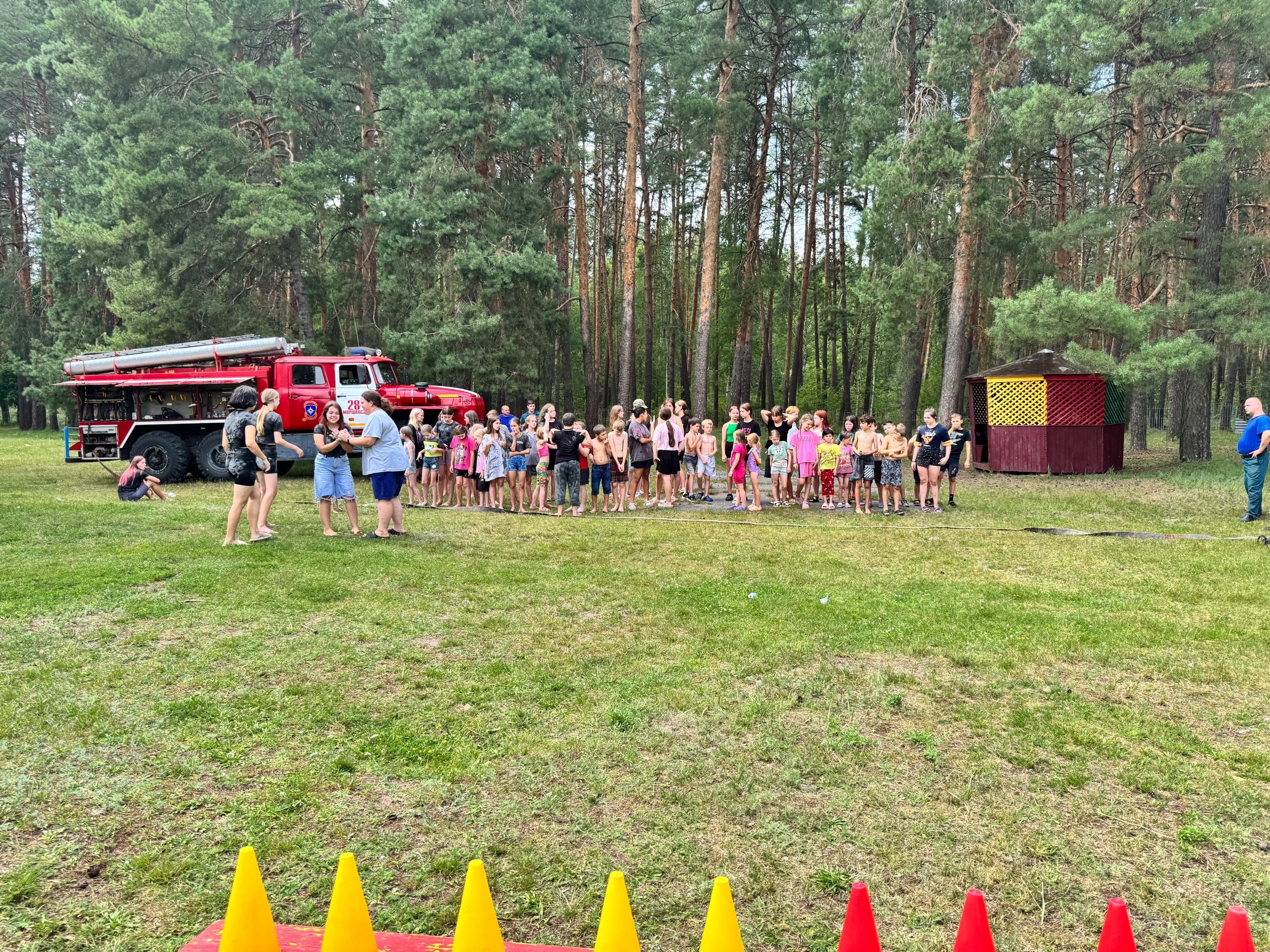 У нас в гостях представители пожарно-спасательной части!